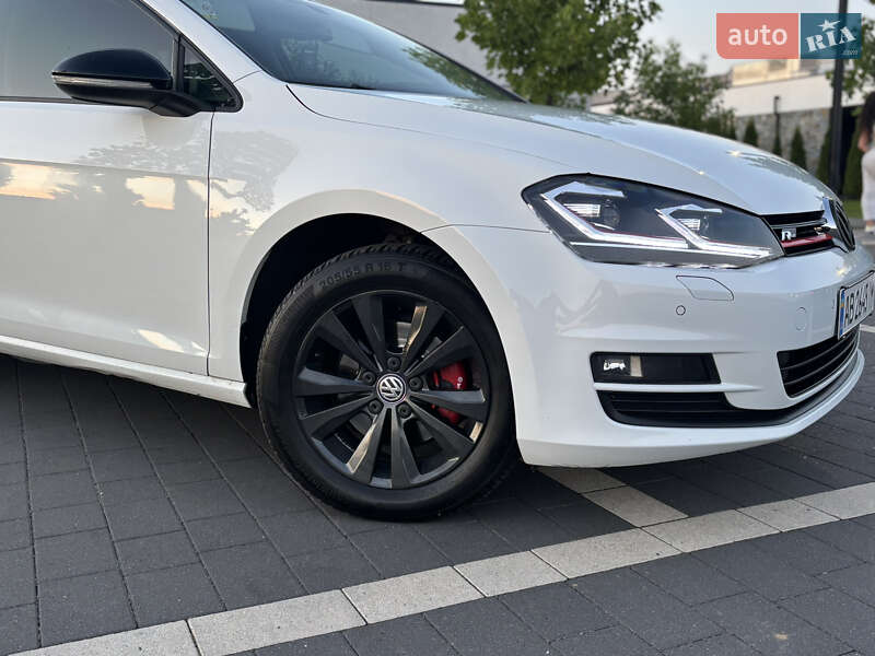 Хэтчбек Volkswagen Golf 2013 в Ужгороде фото 5 Хэтчбек Volkswagen Golf 2013 в Ужгороде