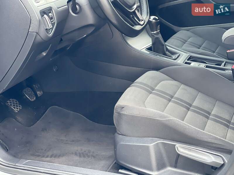 Універсал Volkswagen Golf 2014 в Ужгороді фото 12 Універсал Volkswagen Golf 2014 в Ужгороді