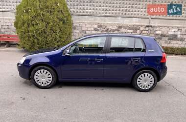 Хэтчбек Volkswagen Golf 2007 в 
