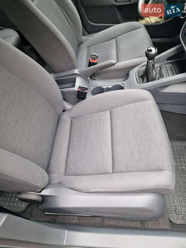 Хэтчбек Volkswagen Golf 2006 в Корсуне-Шевченковском фото 21 Хэтчбек Volkswagen Golf 2006 в Корсуне-Шевченковском