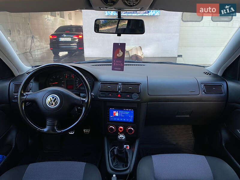 Хэтчбек Volkswagen Golf 2000 в Львове