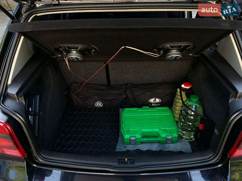 Хэтчбек Volkswagen Golf 2000 в Львове