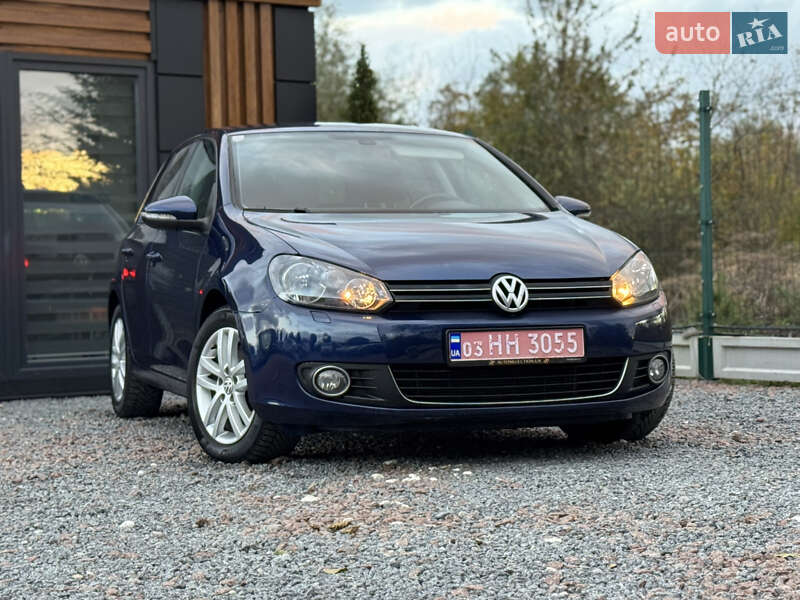 Хетчбек Volkswagen Golf 2010 в Дрогобичі