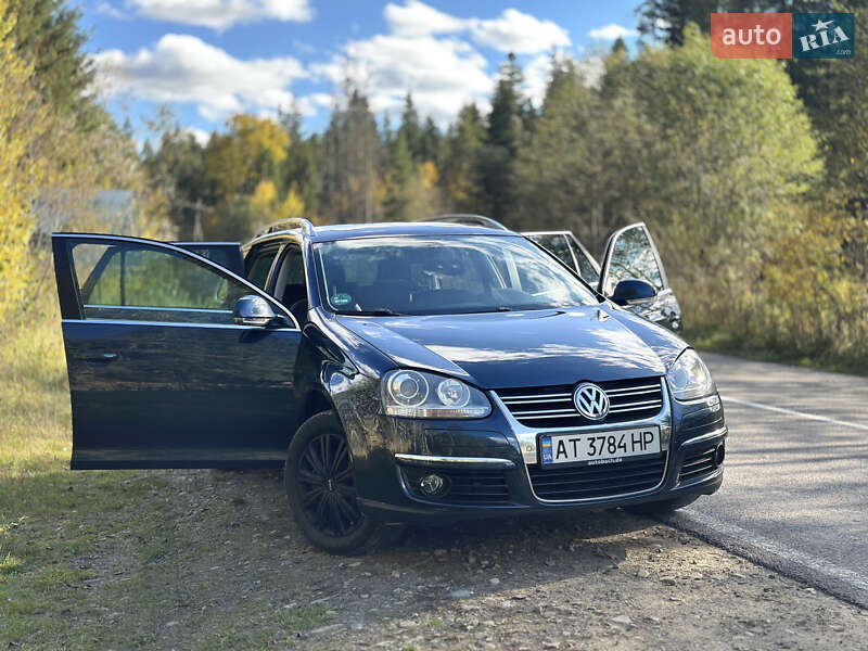 Универсал Volkswagen Golf 2009 в Ворохте