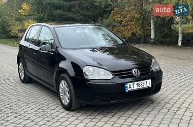 Хэтчбек Volkswagen Golf 2004 в Ивано-Франковске