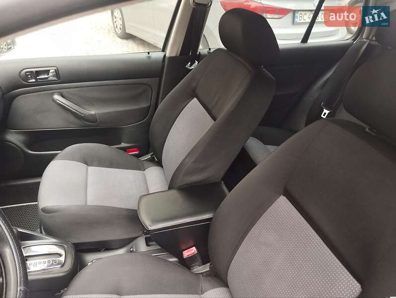 Хетчбек Volkswagen Golf 2002 в Кривому Розі фото 25 Хетчбек Volkswagen Golf 2002 в Кривому Розі