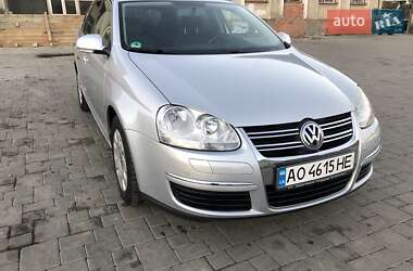 Універсал Volkswagen Golf 2009 в Ужгороді