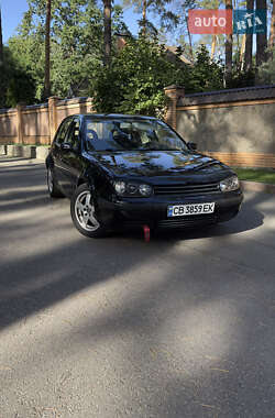 Хэтчбек Volkswagen Golf 2000 в Чернигове