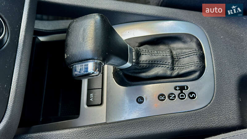 Хэтчбек Volkswagen Golf 2005 в Полтаве