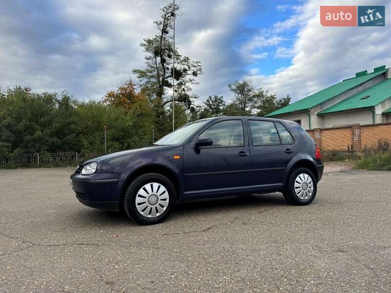 Volkswagen Golf 1998