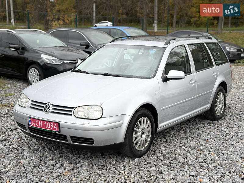 Volkswagen Golf 2003