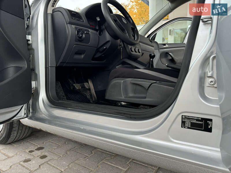 Универсал Volkswagen Golf 2009 в Сокирянах