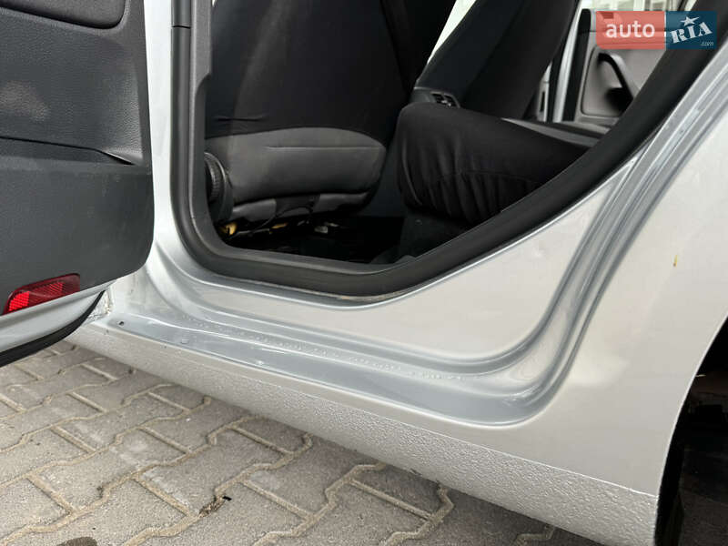 Универсал Volkswagen Golf 2009 в Сокирянах