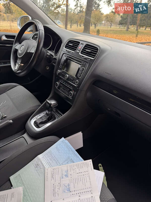 Универсал Volkswagen Golf 2009 в Сумах