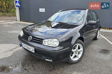Хетчбек Volkswagen Golf 2000 в Чернігові