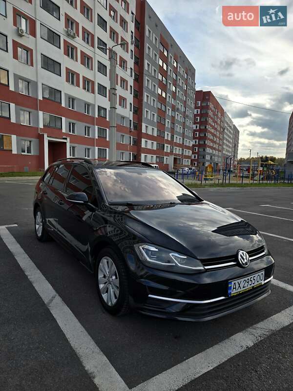 Универсал Volkswagen Golf 2018 в Харькове