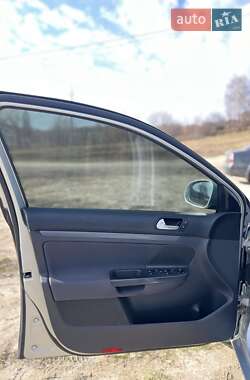 Универсал Volkswagen Golf 2009 в 