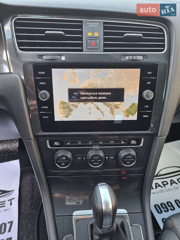 Универсал Volkswagen Golf 2017 в Черновцах