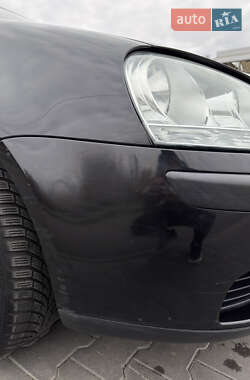 Хэтчбек Volkswagen Golf 2004 в  фото 26 Хэтчбек Volkswagen Golf 2004 в