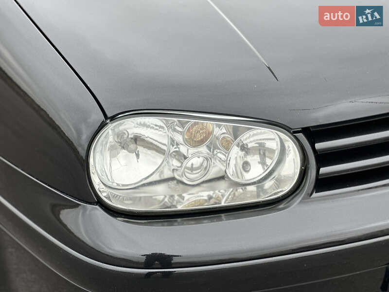 Хетчбек Volkswagen Golf 2003 в Вінниці