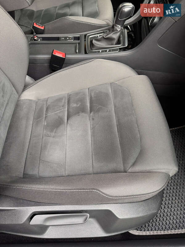 Универсал Volkswagen Golf 2018 в Киеве фото 18 Универсал Volkswagen Golf 2018 в Киеве