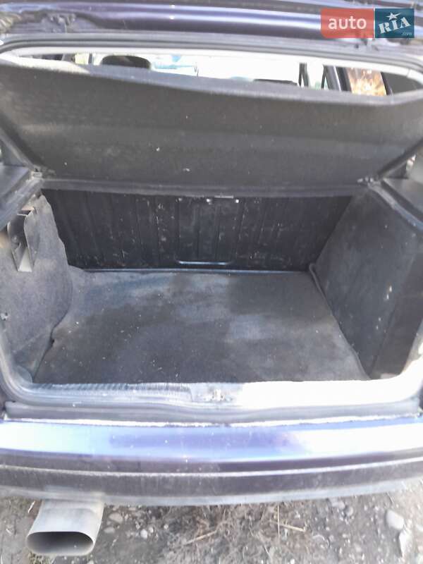 Хэтчбек Volkswagen Golf 1997 в Черновцах