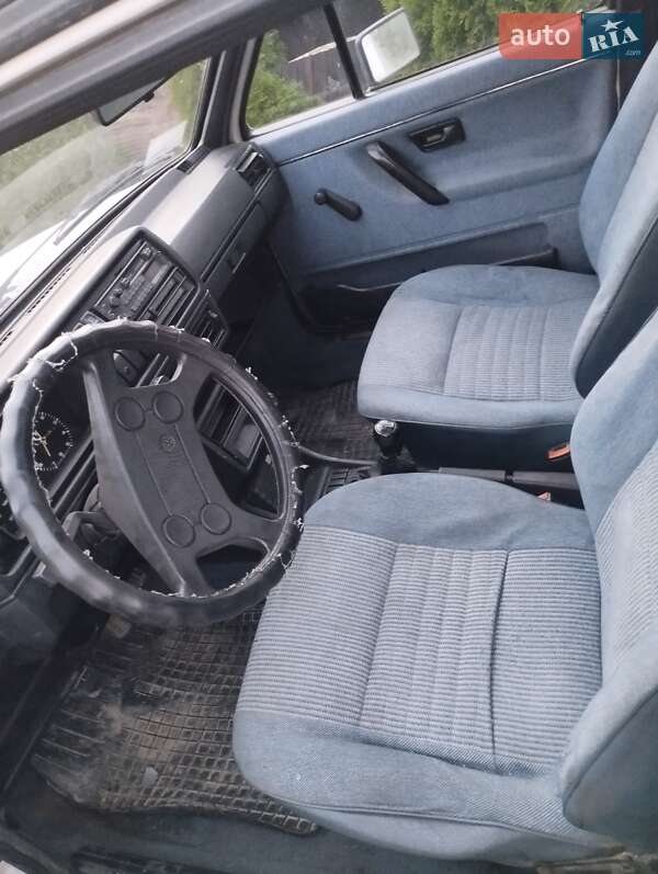 Хэтчбек Volkswagen Golf 1987 в Коломые фото 5 Хэтчбек Volkswagen Golf 1987 в Коломые