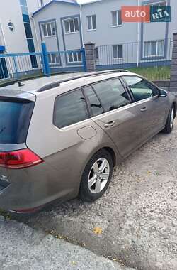 Универсал Volkswagen Golf 2014 в 