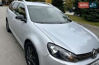 Універсал Volkswagen Golf 2011 в Києві
