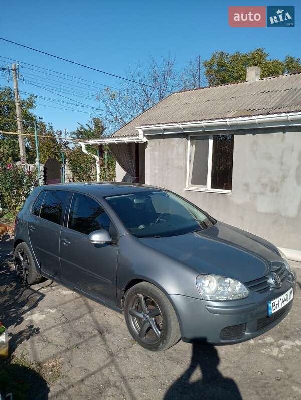 Хетчбек Volkswagen Golf 2006 в Одесі