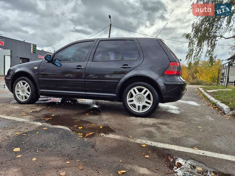 Хэтчбек Volkswagen Golf 1999 в Чернигове