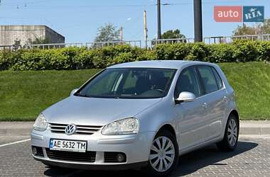 Хэтчбек Volkswagen Golf 2008 в 