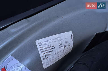 Универсал Volkswagen Golf 2010 в 