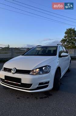 Универсал Volkswagen Golf 2016 в Виннице