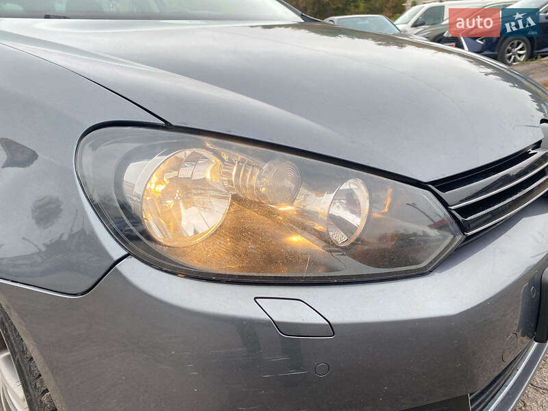 Універсал Volkswagen Golf 2011 в Вінниці
