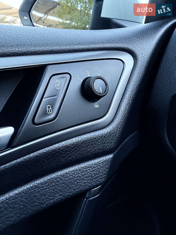 Универсал Volkswagen Golf 2014 в Львове фото 25 Универсал Volkswagen Golf 2014 в Львове