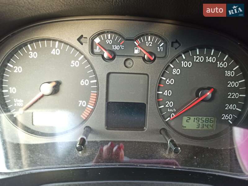 Хетчбек Volkswagen Golf 2003 в Черкасах фото 12 Хетчбек Volkswagen Golf 2003 в Черкасах