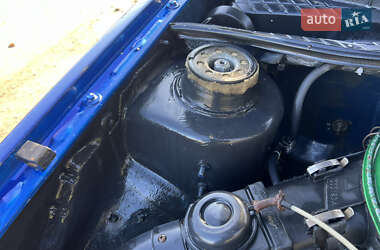 Хэтчбек Volkswagen Golf 1986 в  фото 27 Хэтчбек Volkswagen Golf 1986 в