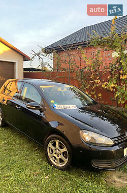 Хетчбек Volkswagen Golf 2009 в Ужгороді