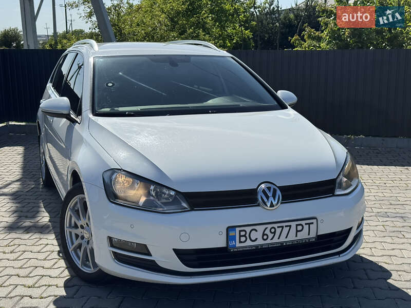 Універсал Volkswagen Golf 2015 в Львові