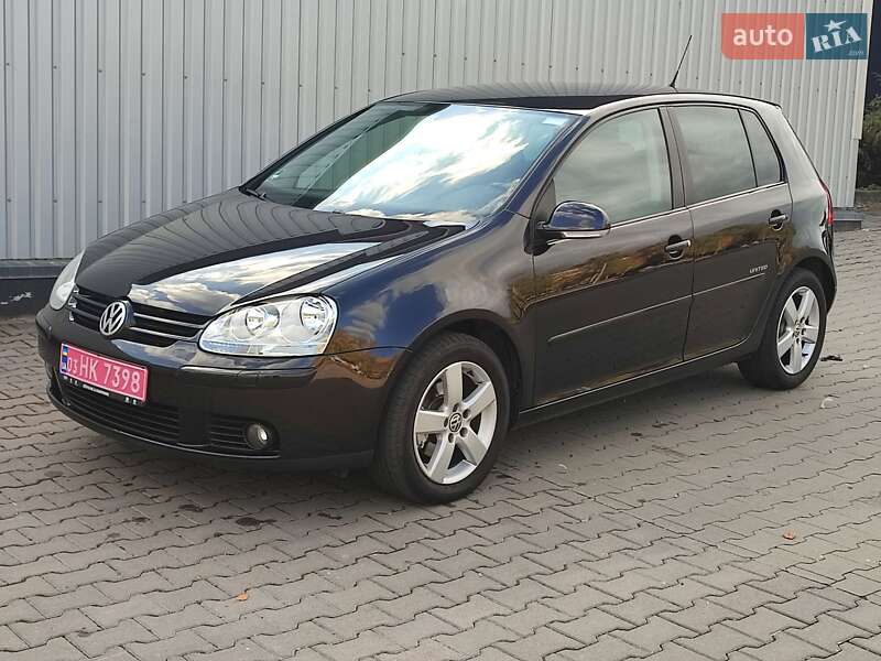 Хэтчбек Volkswagen Golf 2008 в Белой Церкви