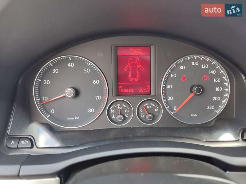 Хэтчбек Volkswagen Golf 2008 в Белой Церкви