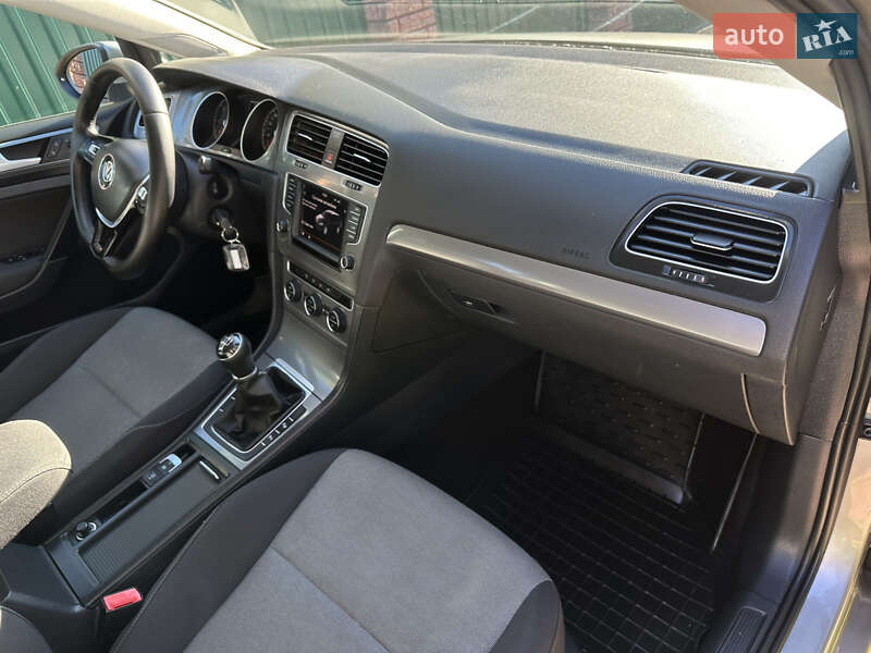 Универсал Volkswagen Golf 2015 в Лопатине фото 76 Универсал Volkswagen Golf 2015 в Лопатине