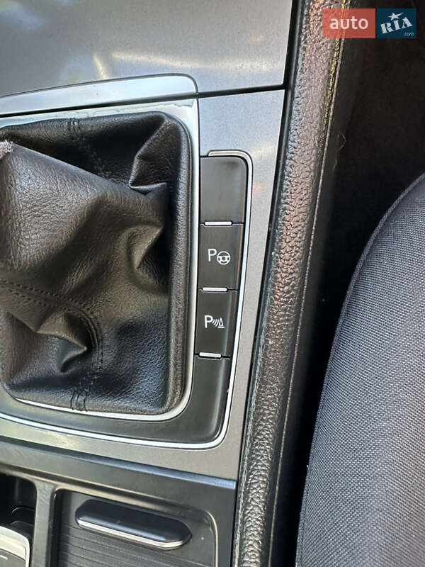 Универсал Volkswagen Golf 2015 в Лопатине фото 81 Универсал Volkswagen Golf 2015 в Лопатине