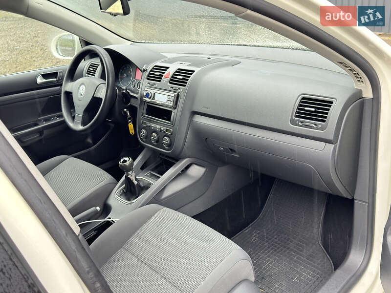 Универсал Volkswagen Golf 2008 в Смеле