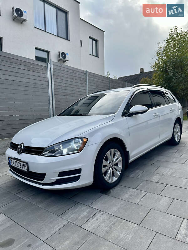 Универсал Volkswagen Golf 2016 в Киеве фото 2 Универсал Volkswagen Golf 2016 в Киеве