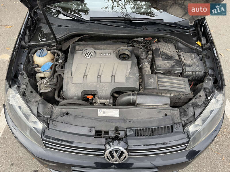 Универсал Volkswagen Golf 2011 в Киеве