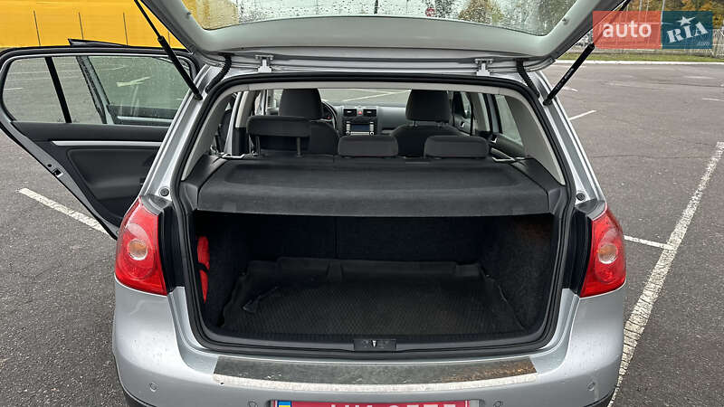 Хэтчбек Volkswagen Golf 2007 в Полтаве