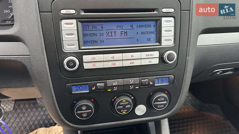 Хэтчбек Volkswagen Golf 2007 в Полтаве