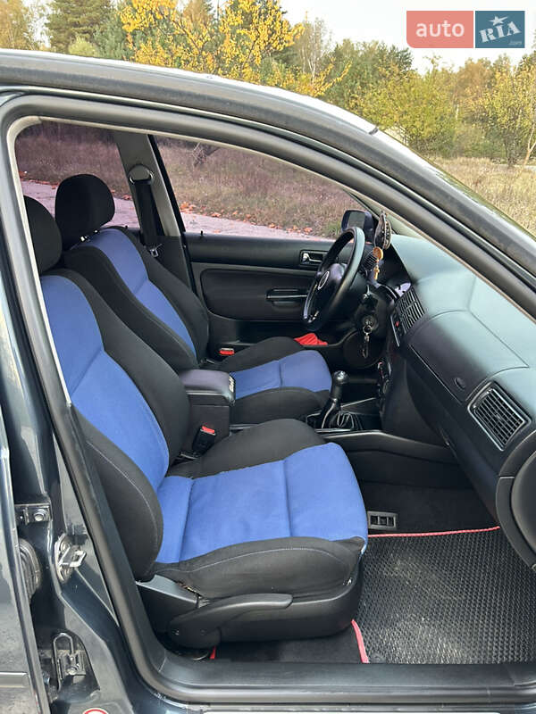 Хэтчбек Volkswagen Golf 2000 в Вараше фото 14 Хэтчбек Volkswagen Golf 2000 в Вараше